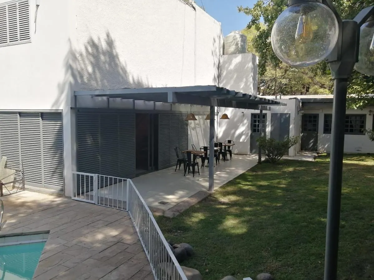 مبيت وإفطار ميندوزا Casa Reconquista الأرجنتين